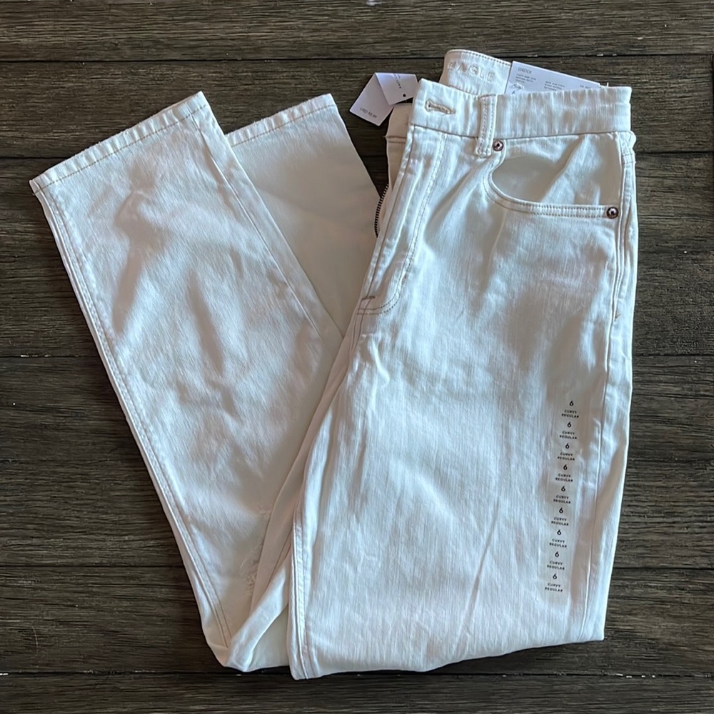 AE Mom Jeans - Sz 6
